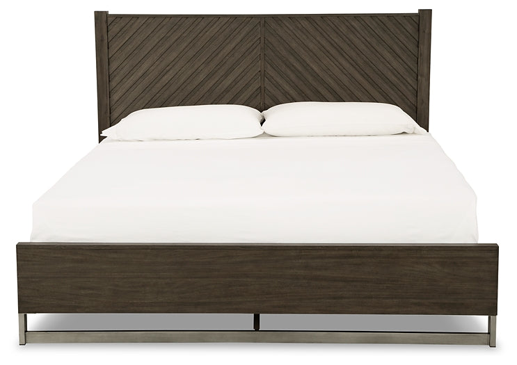 Arkenton King Panel Bed with Mirrored Dresser and 2 Nightstands